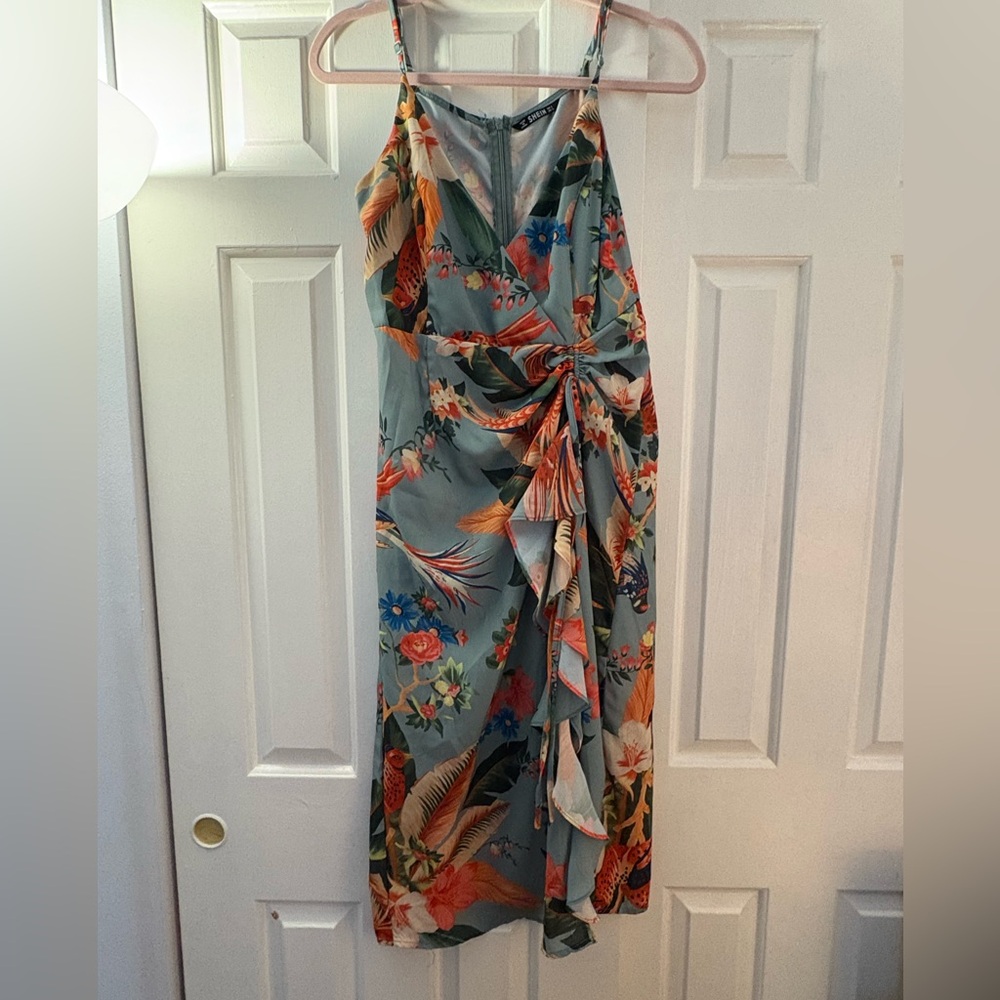 Tropical dress!